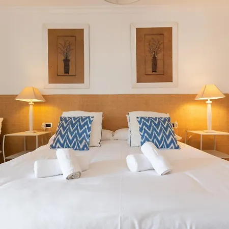 Apartment, Front Line Beach, In Arenas, Bahia De Marbella