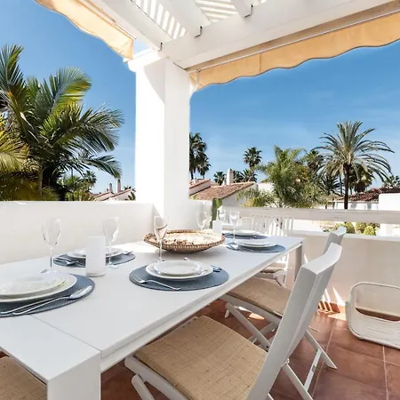 Apartment, Front Line Beach, In Arenas, Bahia De * Marbella