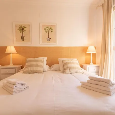 Apartment, Front Line Beach, In Arenas, Bahia De *